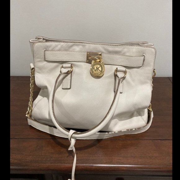 Michael Kors Purse - Picture 3 of 4